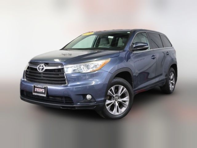 2016 Toyota Highlander LE