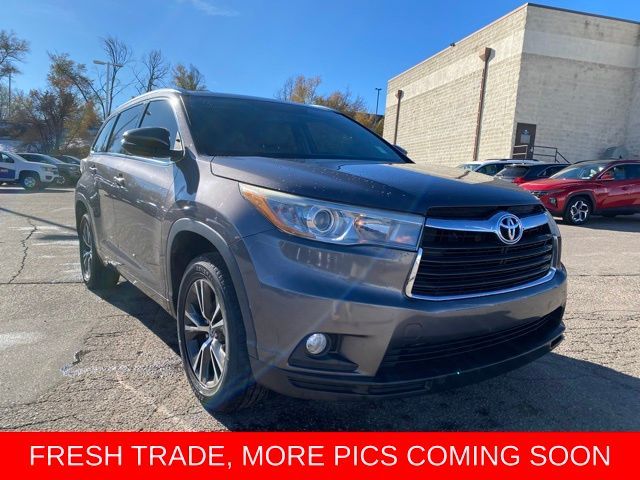 2016 Toyota Highlander XLE