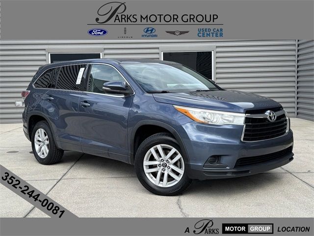 2016 Toyota Highlander LE