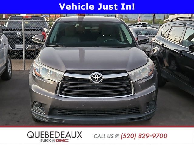 2016 Toyota Highlander LE