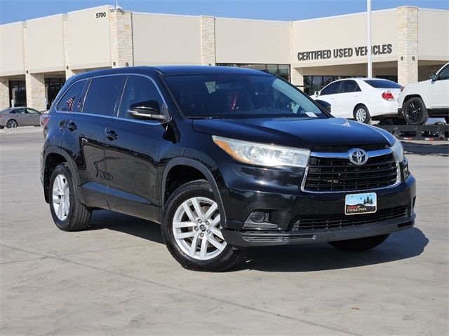 2016 Toyota Highlander LE