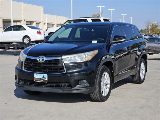 2016 Toyota Highlander LE