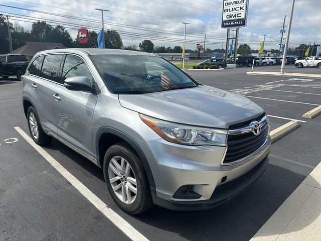 2016 Toyota Highlander LE