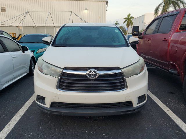 2016 Toyota Highlander LE