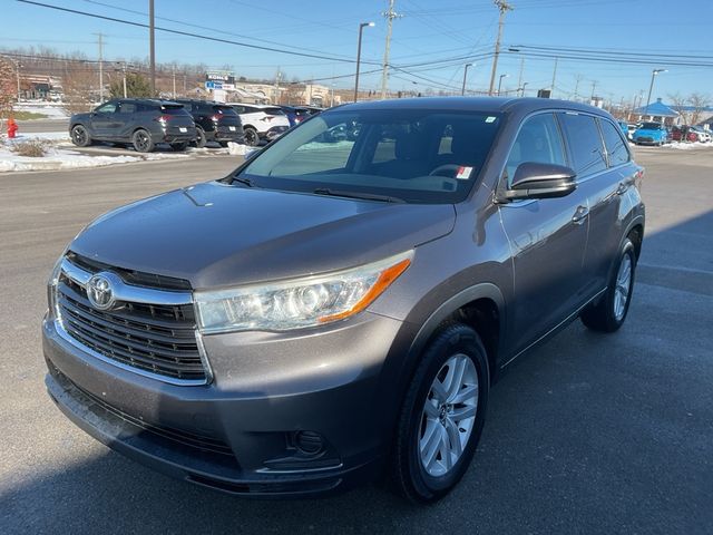 2016 Toyota Highlander LE