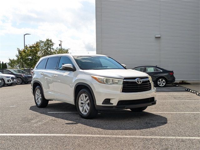 2016 Toyota Highlander LE