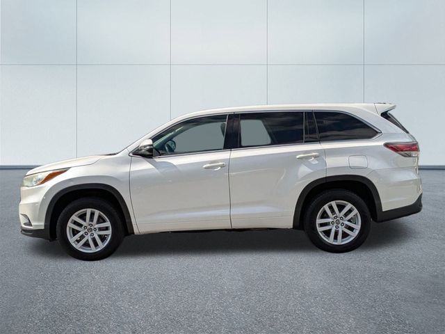 2016 Toyota Highlander LE