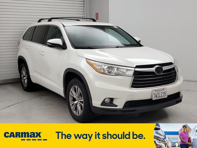 2016 Toyota Highlander LE