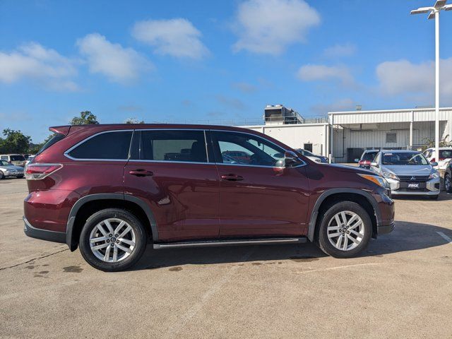 2016 Toyota Highlander LE