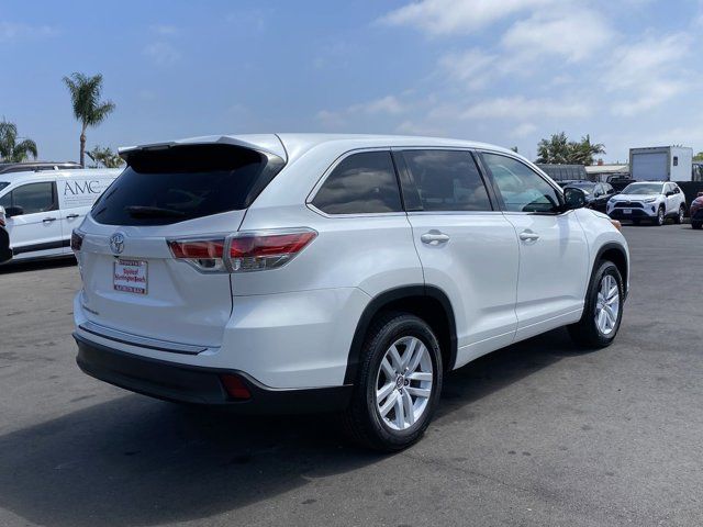 2016 Toyota Highlander LE