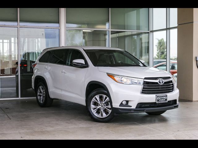 2016 Toyota Highlander LE