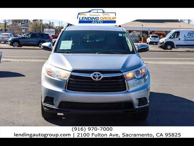 2016 Toyota Highlander LE