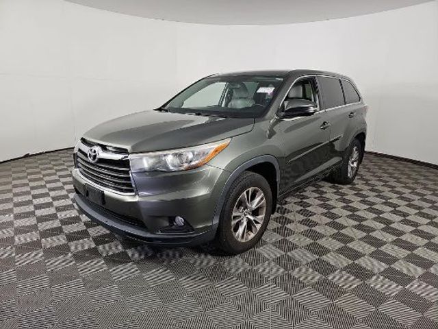 2016 Toyota Highlander LE Plus