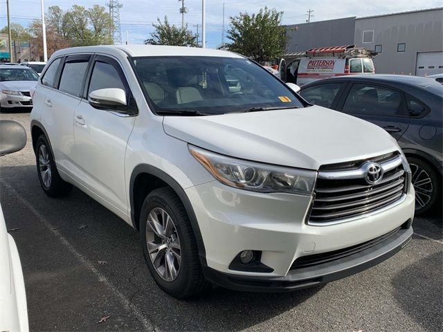 2016 Toyota Highlander LE Plus