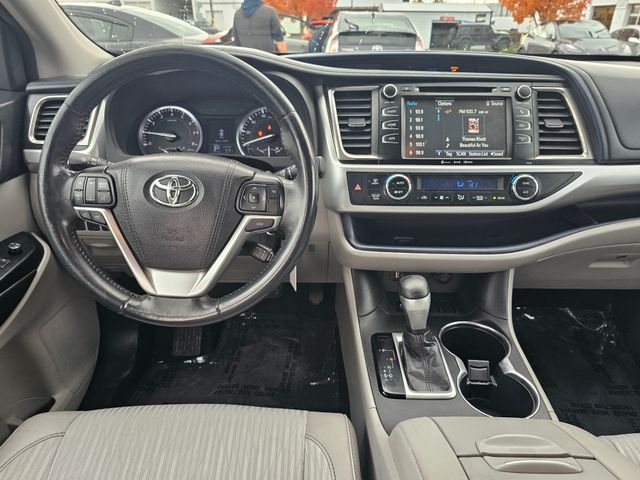 2016 Toyota Highlander LE Plus