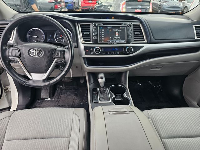 2016 Toyota Highlander LE Plus