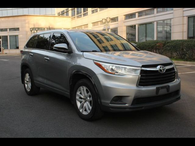2016 Toyota Highlander LE