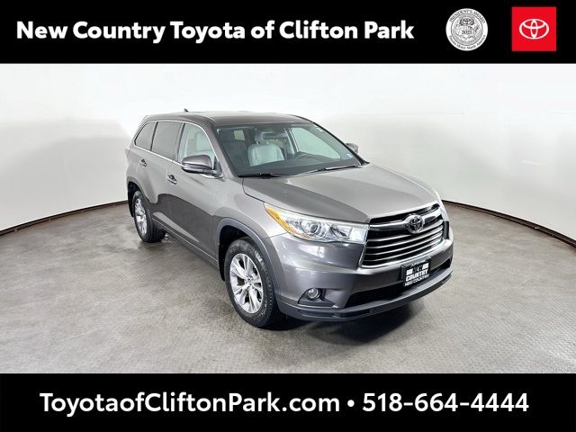 2016 Toyota Highlander 