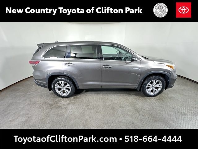 2016 Toyota Highlander 