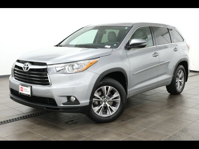 2016 Toyota Highlander LE