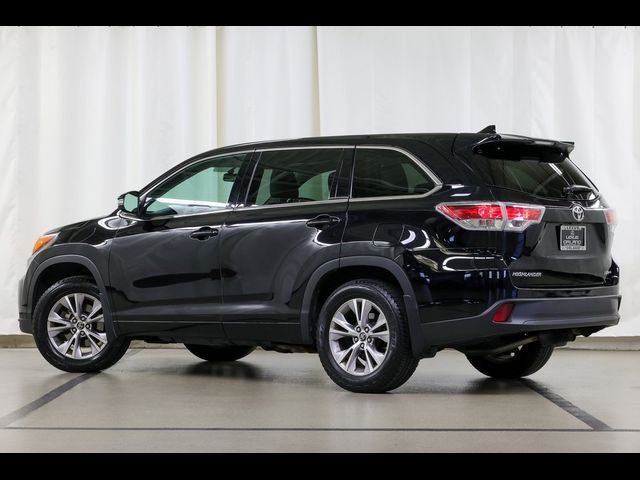 2016 Toyota Highlander LE