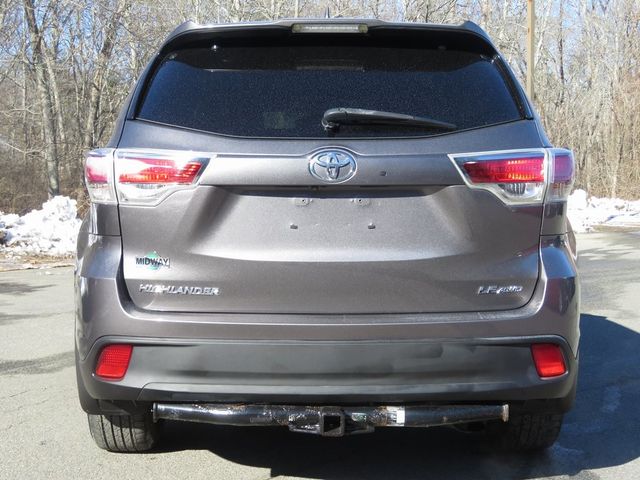 2016 Toyota Highlander LE