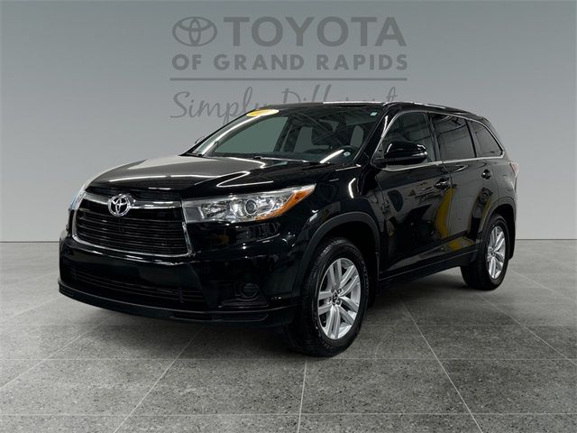 2016 Toyota Highlander LE