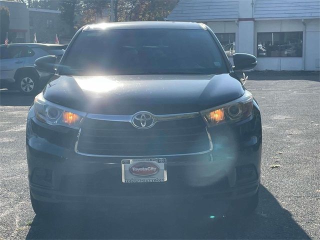 2016 Toyota Highlander 