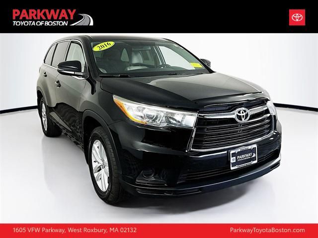 2016 Toyota Highlander LE