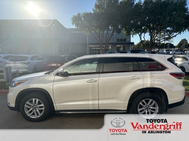 2016 Toyota Highlander 