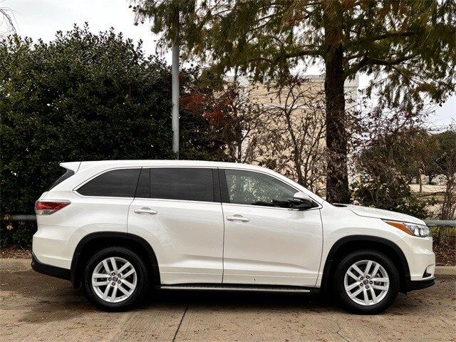 2016 Toyota Highlander 