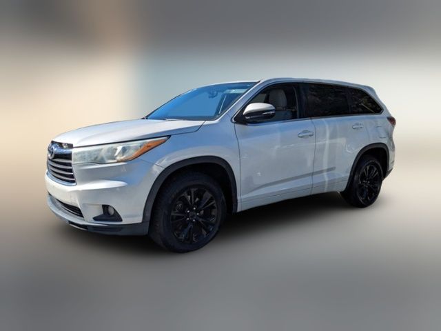 2016 Toyota Highlander LE