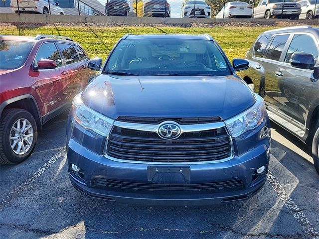 2016 Toyota Highlander Limited Platinum