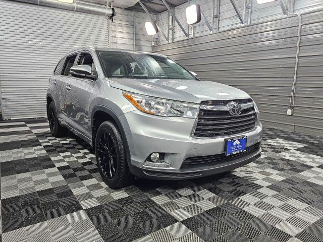 2016 Toyota Highlander Limited Platinum