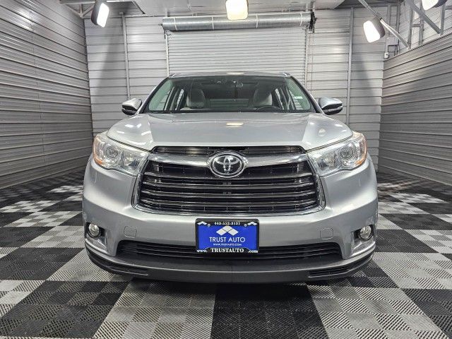 2016 Toyota Highlander Limited Platinum