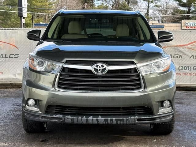 2016 Toyota Highlander Limited Platinum