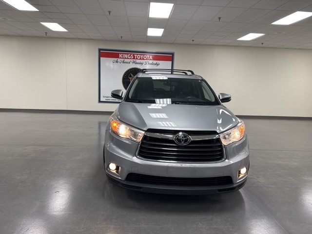 2016 Toyota Highlander Limited Platinum