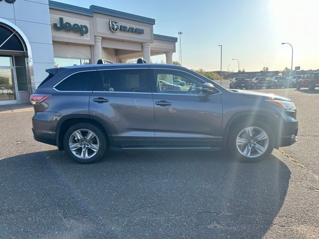 2016 Toyota Highlander Limited Platinum