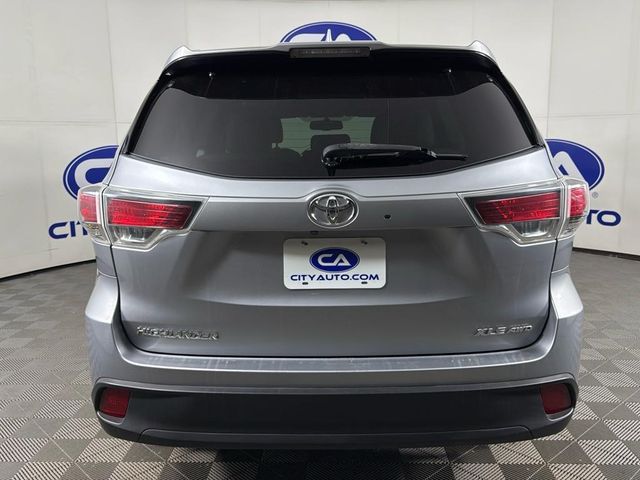 2016 Toyota Highlander XLE