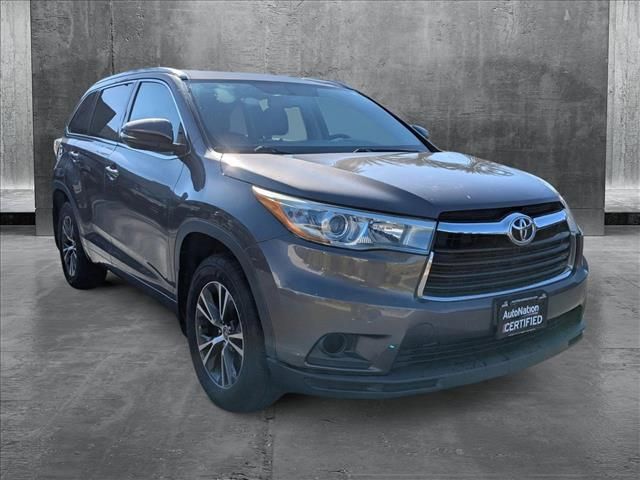 2016 Toyota Highlander XLE