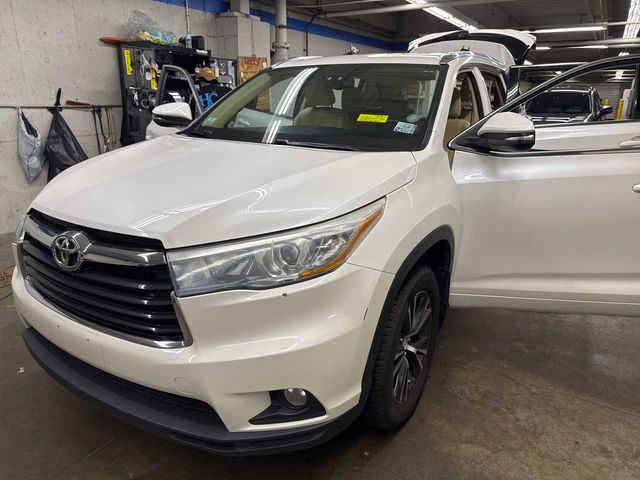 2016 Toyota Highlander XLE