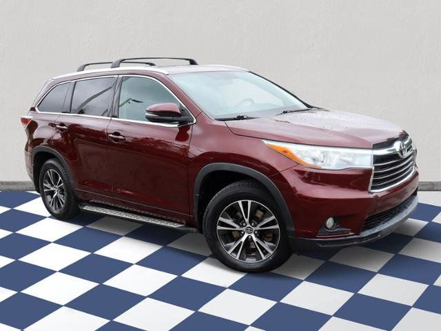 2016 Toyota Highlander XLE