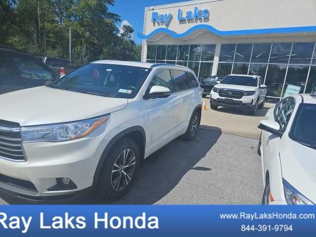 2016 Toyota Highlander XLE