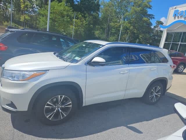 2016 Toyota Highlander XLE