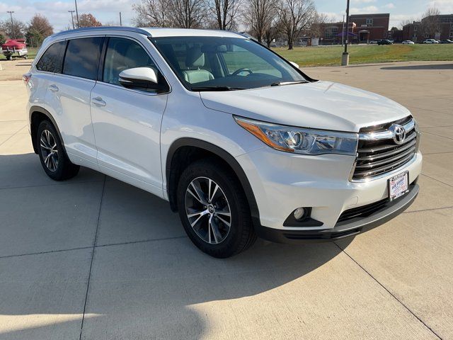 2016 Toyota Highlander XLE