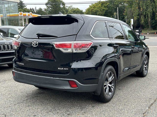 2016 Toyota Highlander XLE