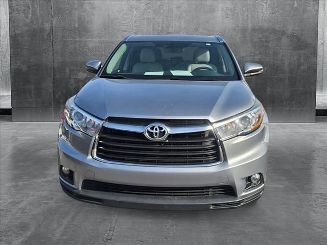 Used 2016 Silver Toyota Highlander Suv For Sale In Las Vegas, Nv 