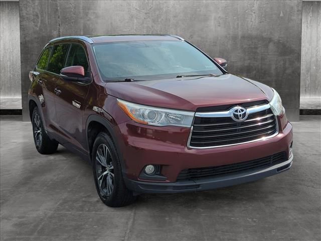 2016 Toyota Highlander XLE