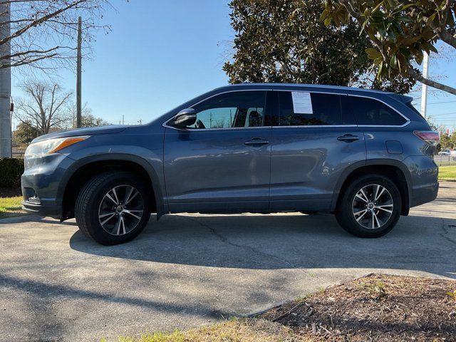 2016 Toyota Highlander XLE