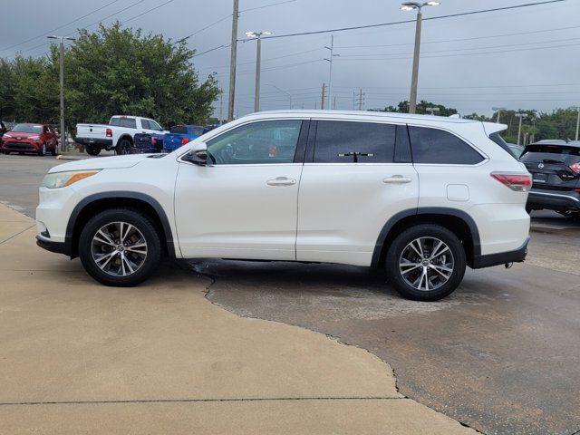 2016 Toyota Highlander XLE